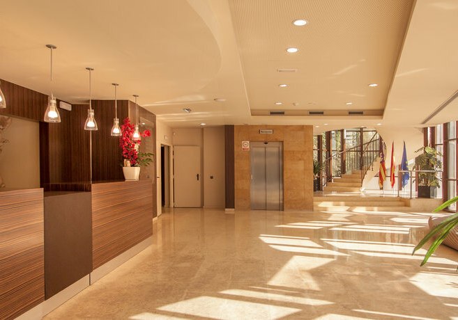 Ausstattung & Service