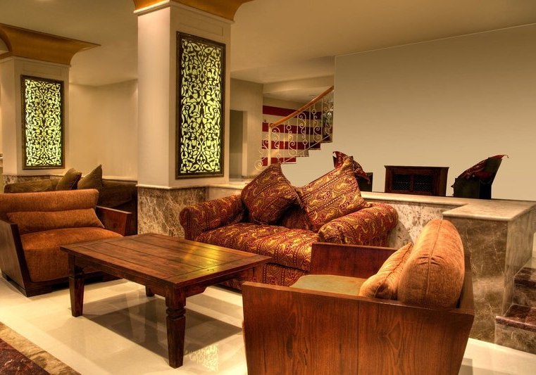 Ausstattung & Service