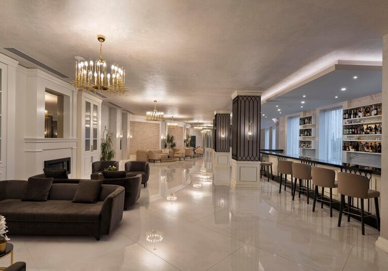 Ausstattung & Service