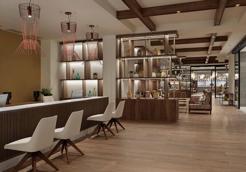 Ausstattung & Service