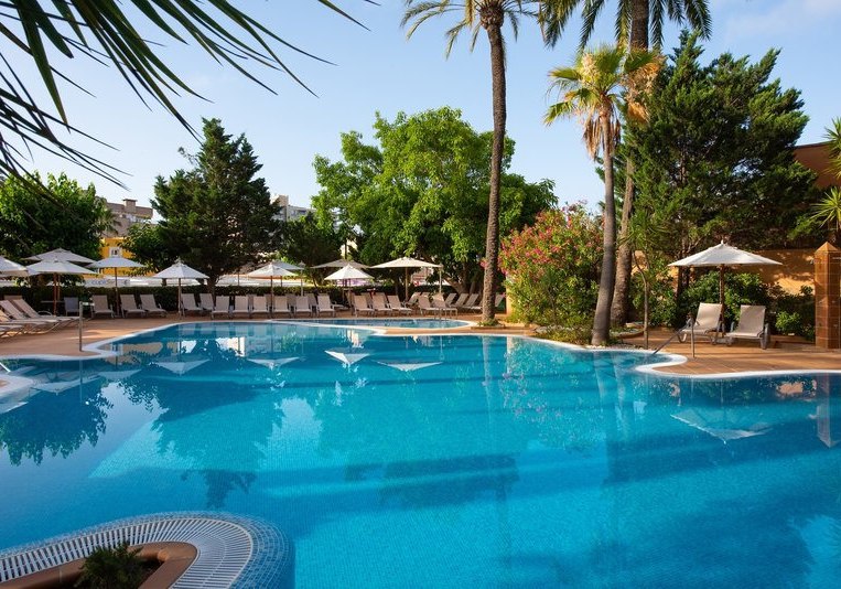 Beispiel: Hotel Außenpool