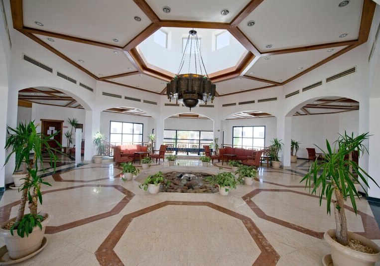 Ausstattung & Service