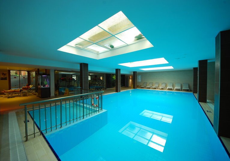 Hotel Innenpool