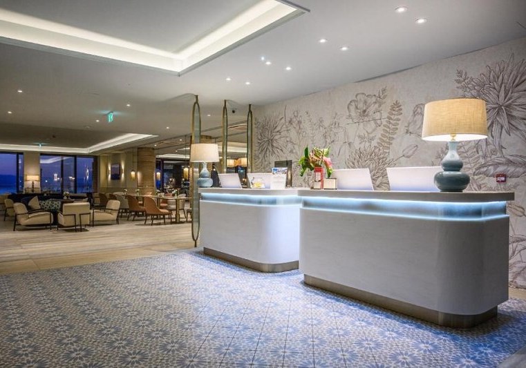 Ausstattung & Service