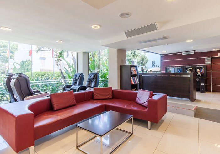 Ausstattung & Service