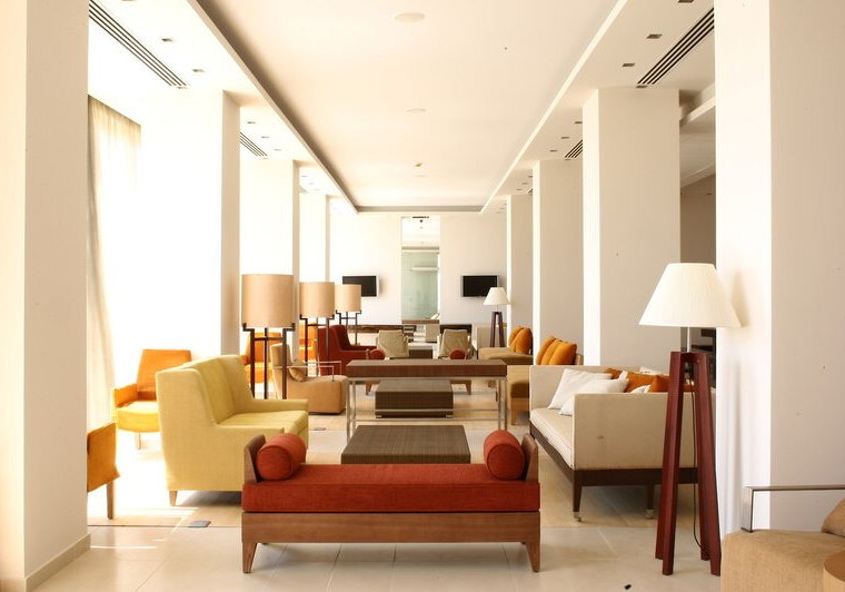 Ausstattung & Service