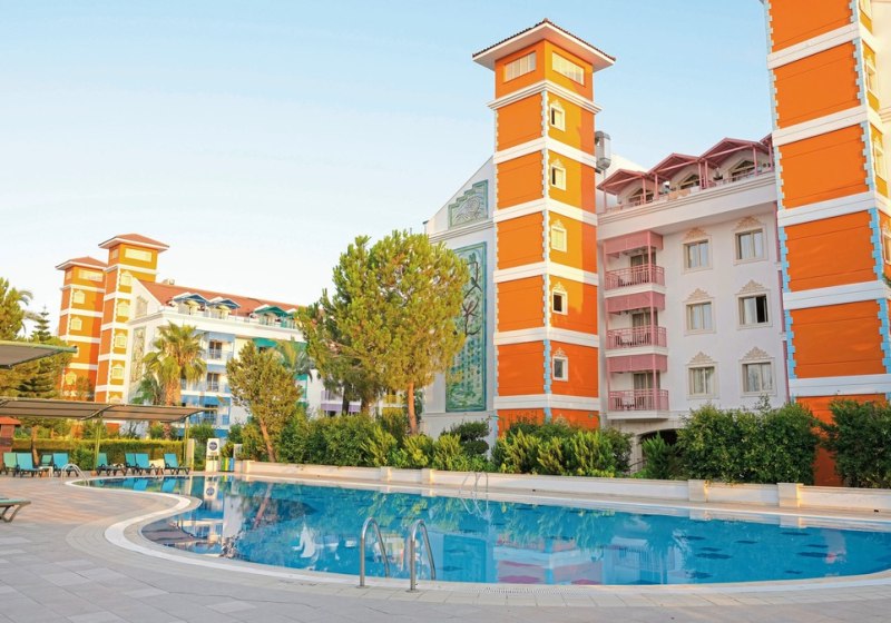 Beispiel: Hotel Außenpool
