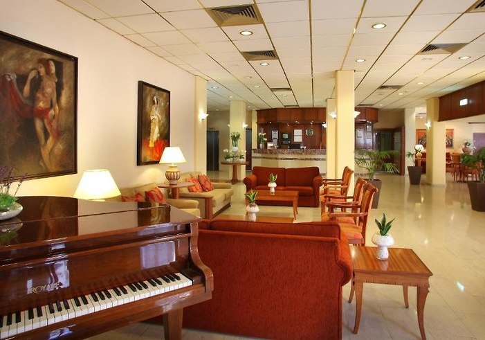 Ausstattung & Service