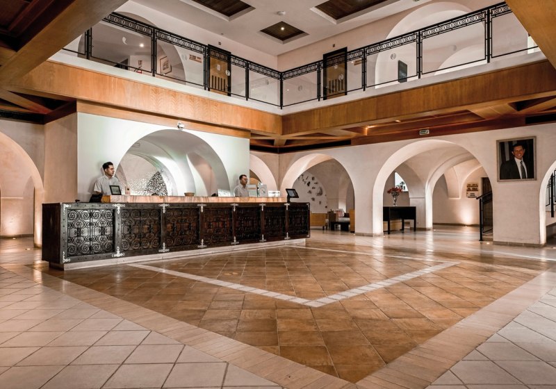 Ausstattung & Service