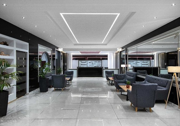 Ausstattung & Service