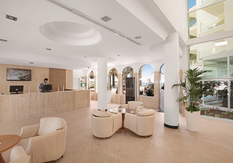 Ausstattung & Service