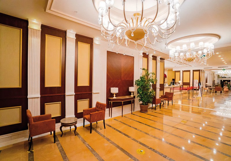 Ausstattung & Service