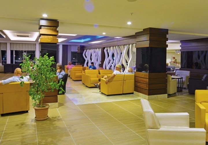 Ausstattung & Service