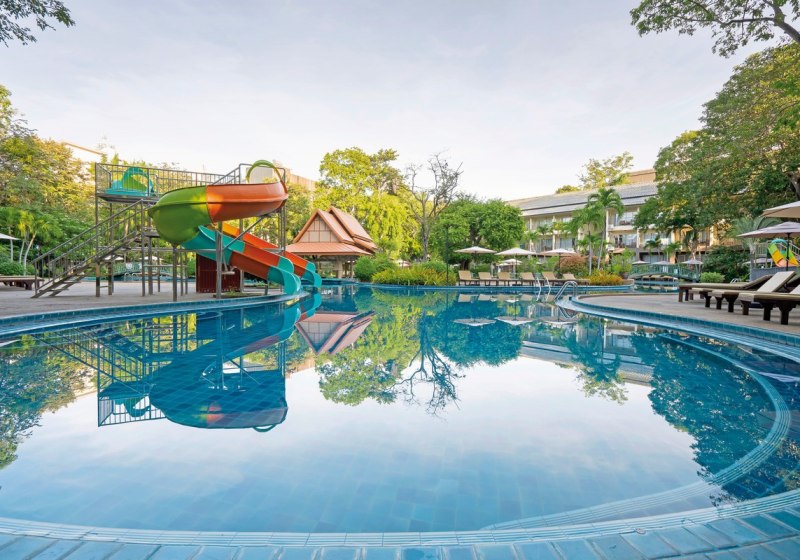 Beispiel: Hotel Außenpool