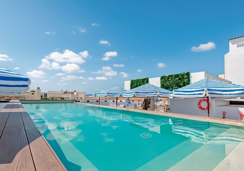 Beispiel: Hotel Außenpool