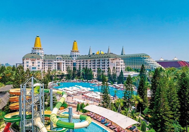 Beispiel: Hotel Außenpool
