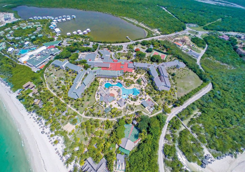 Beispiel: Hotel Außenpool