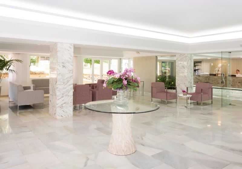 Ausstattung & Service