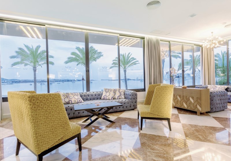 Ausstattung & Service