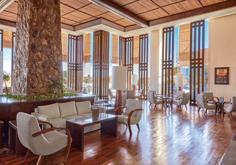 Ausstattung & Service