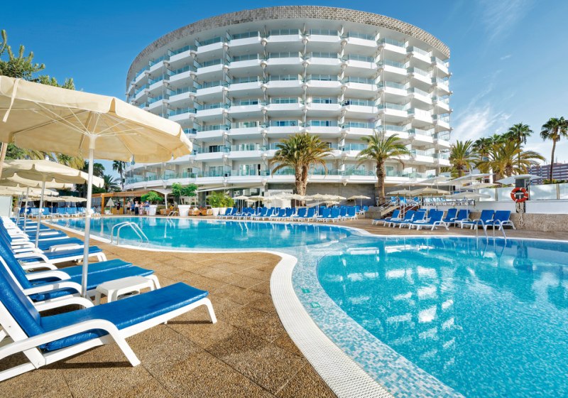 Beispiel: Hotel Außenpool