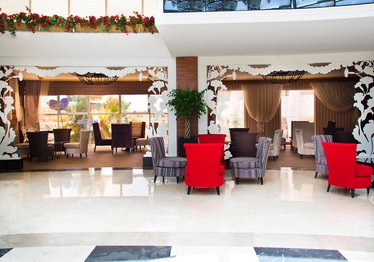 Ausstattung & Service