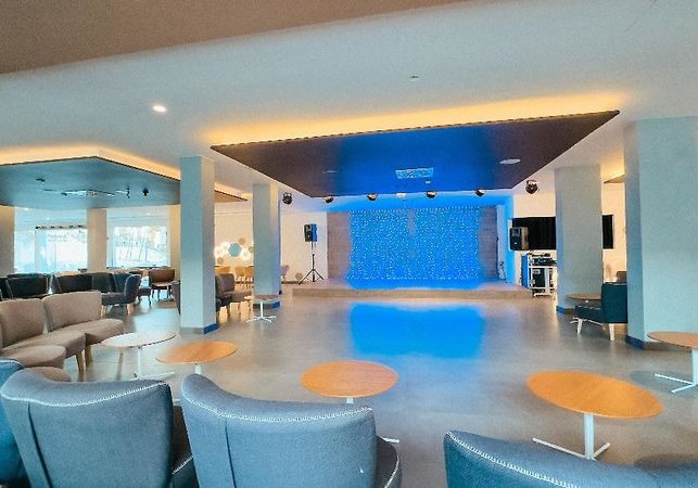 Ausstattung & Service