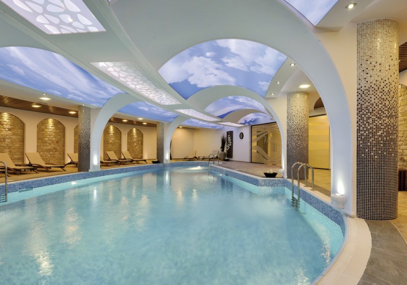 Hotel Innenpool