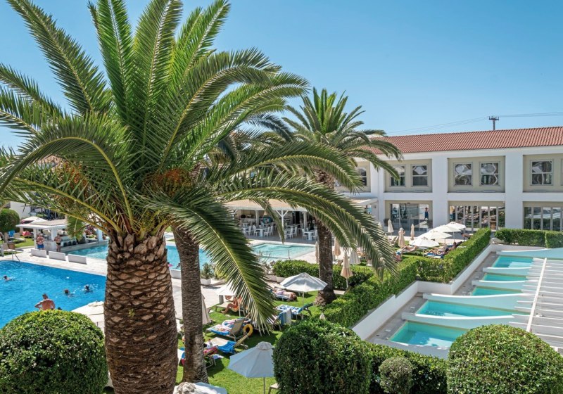 Beispiel: Hotel Außenpool
