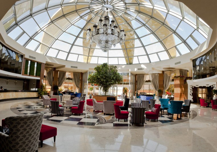 Ausstattung & Service