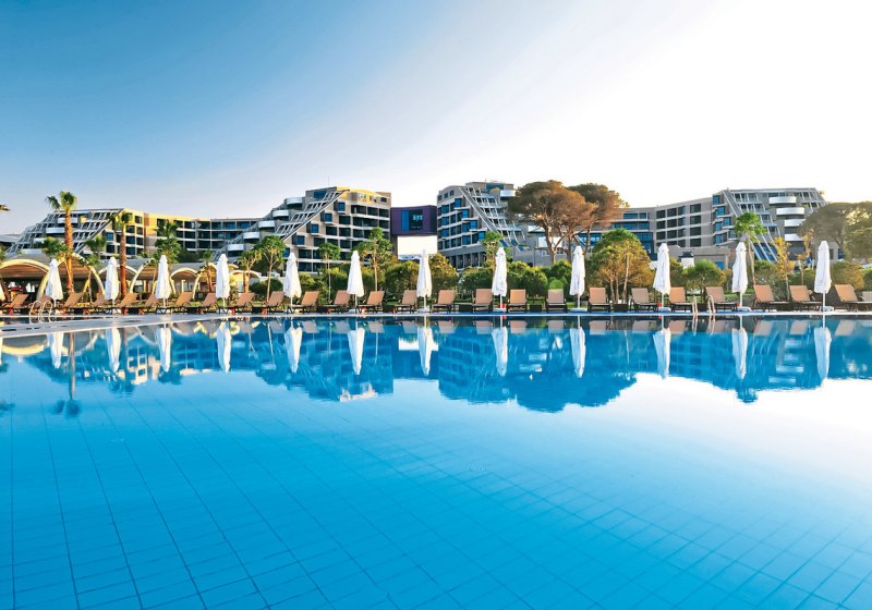 Beispiel: Hotel Außenpool