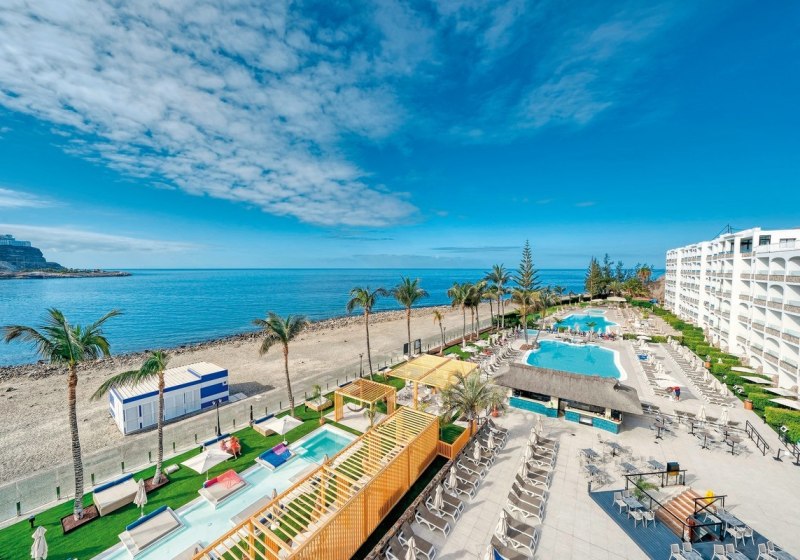 Beispiel: Hotel Außenpool