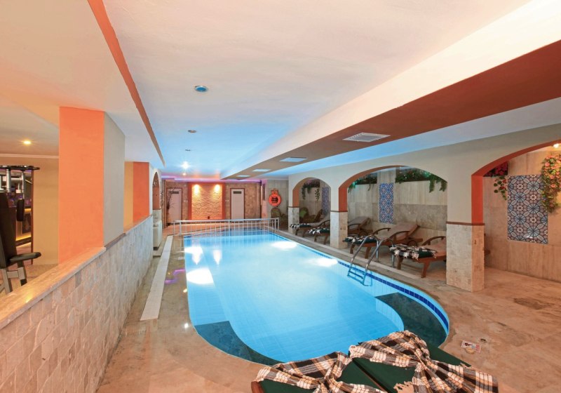 Hotel Innenpool
