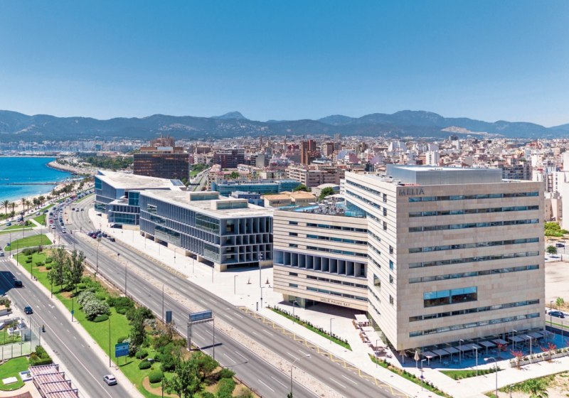 Beispiel: Hotel Außenpool