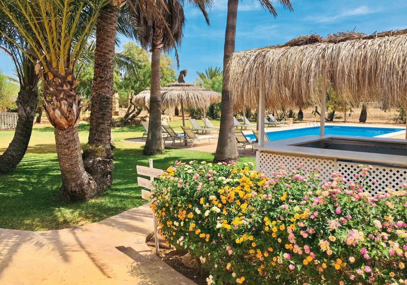 Beispiel: Hotel Außenpool