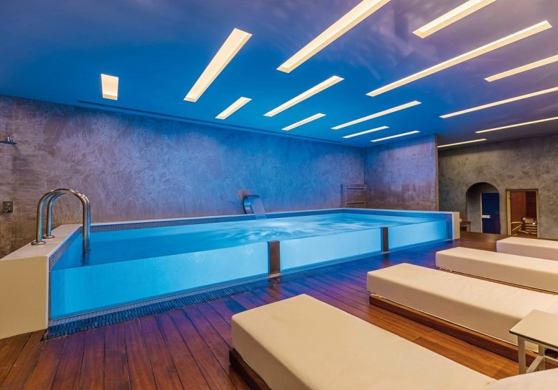 Hotel Innenpool