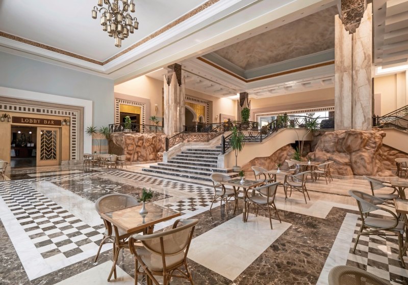 Ausstattung & Service