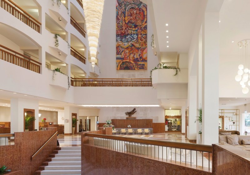 Ausstattung & Service