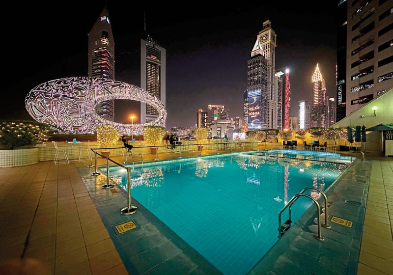 Beispiel: Hotel Außenpool