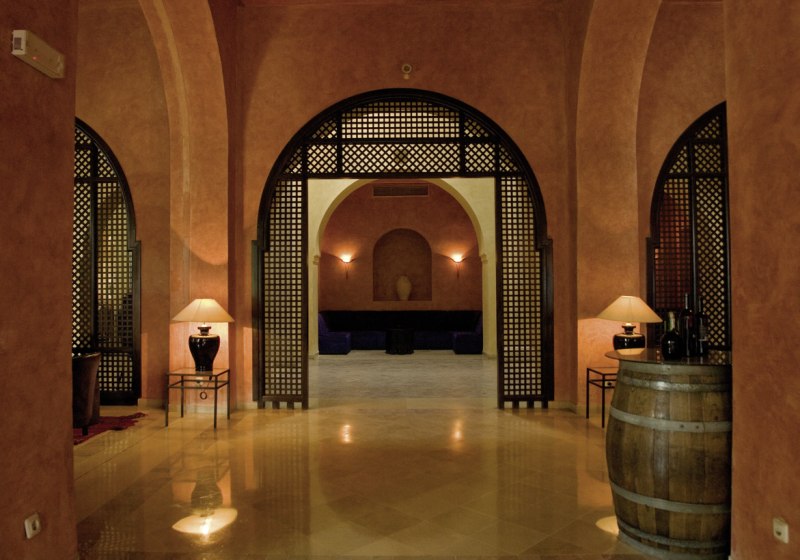 Ausstattung & Service