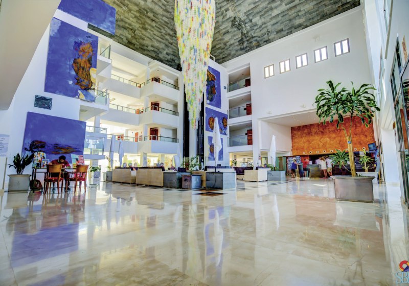 Ausstattung & Service