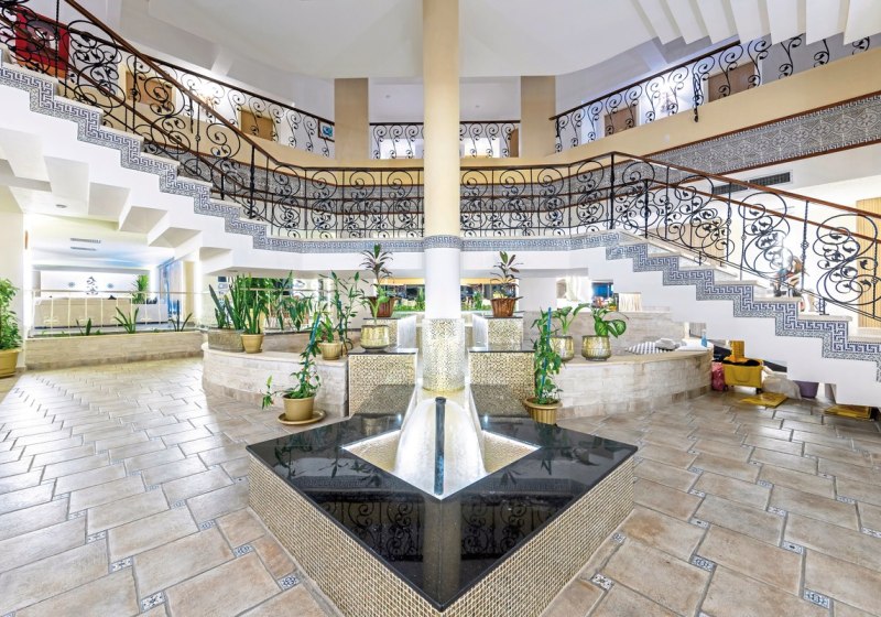 Ausstattung & Service