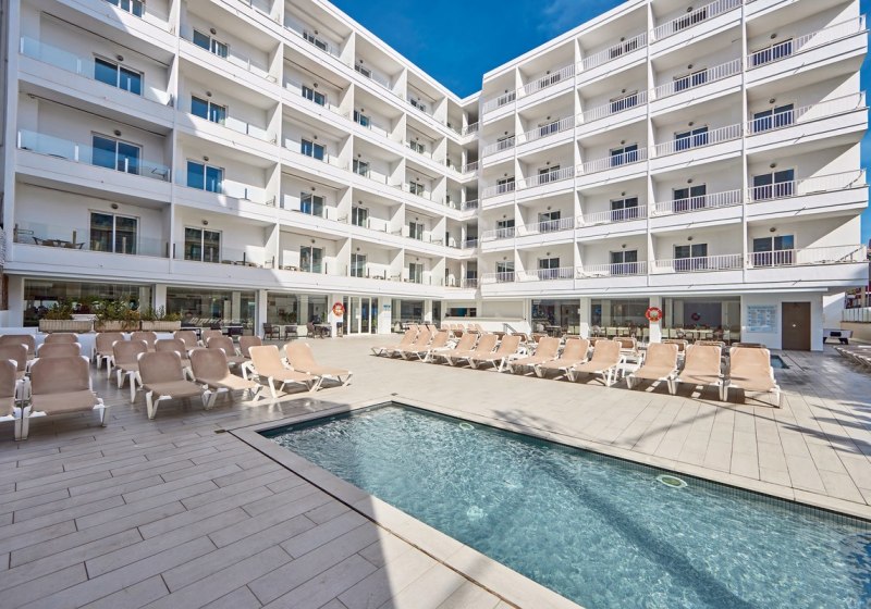 Beispiel: Hotel Außenpool