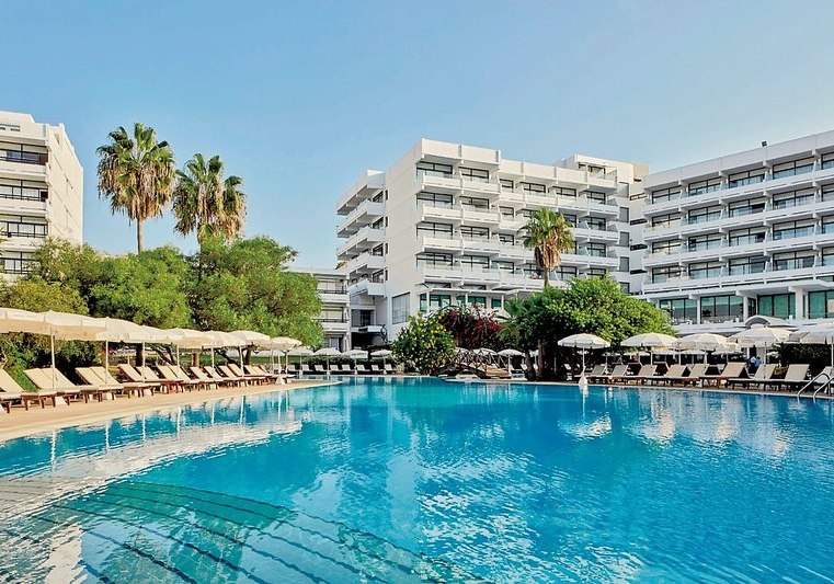 Beispiel: Hotel Außenpool