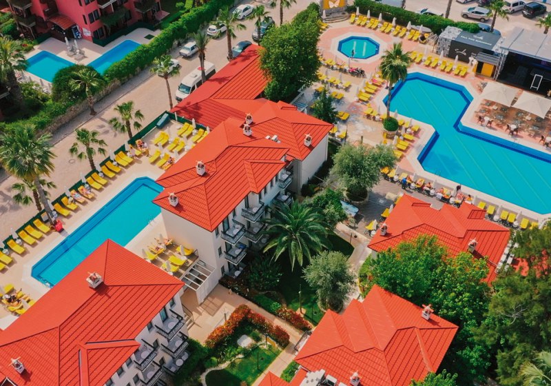 Beispiel: Hotel Außenpool