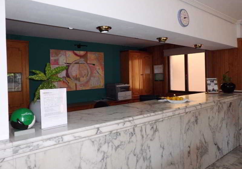 Ausstattung & Service