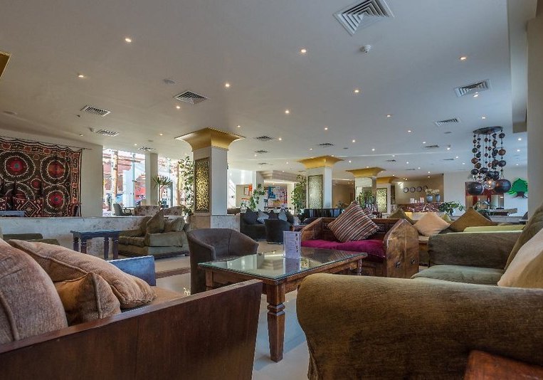 Ausstattung & Service