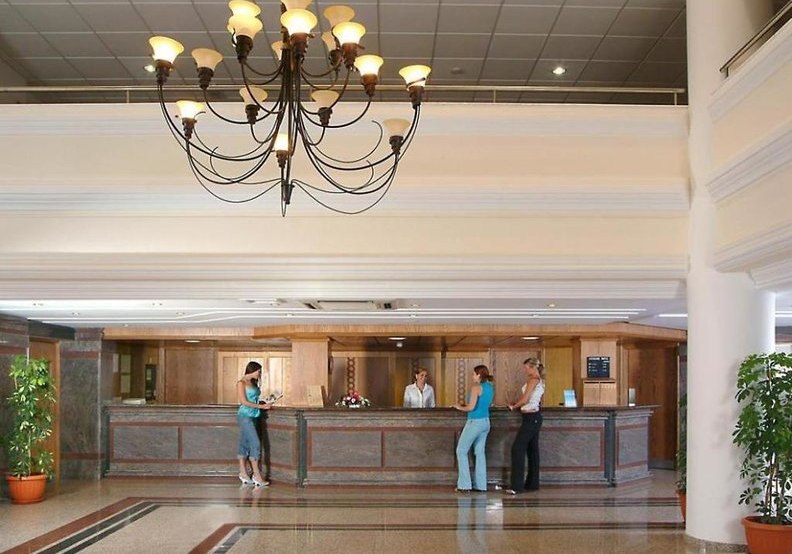 Beispiel: Ausstattung & Service