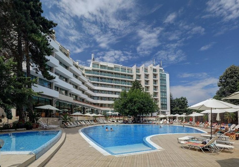 Beispiel: Hotel Außenpool