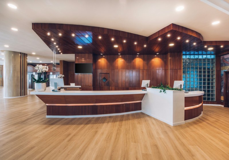 Ausstattung & Service